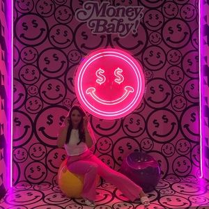 Meet your Posher, Vanessa